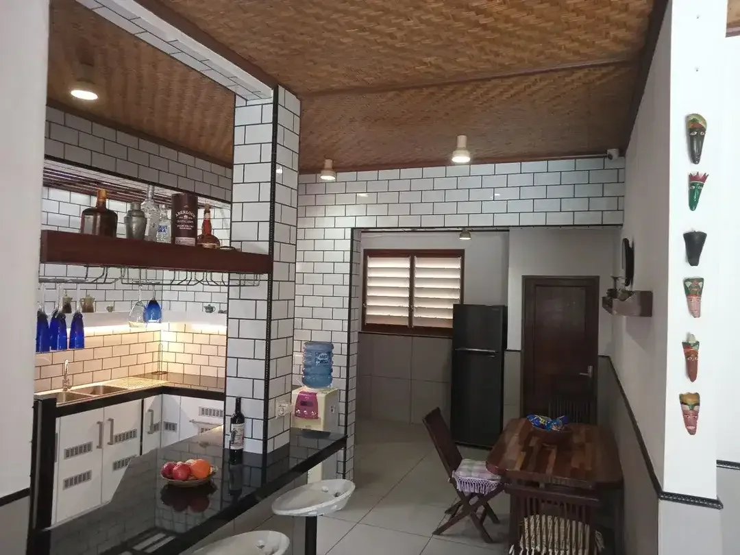 UNIQUE SPACIOUS 2 STOREY VILLA IN NUSA DUA - Image 2 of 10