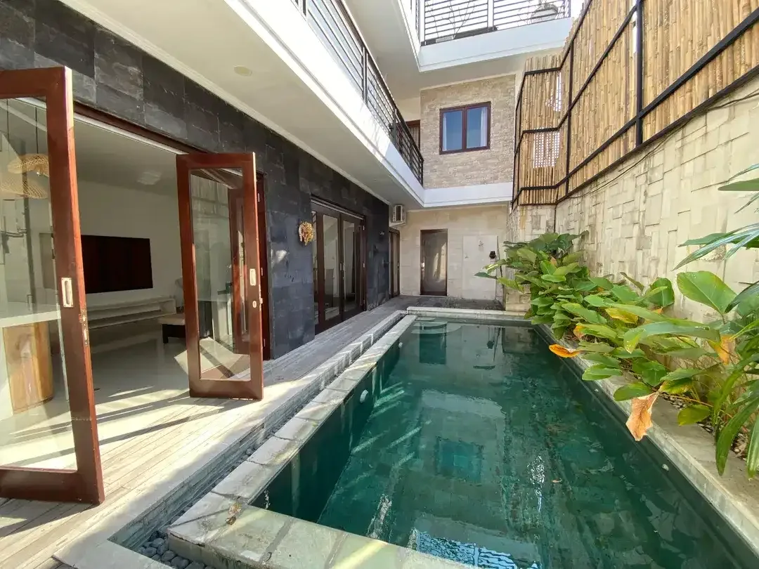 3 Bedroom Villa at Kerobokan Klod, Close to Seminyak and Canggu - Image 6 of 6