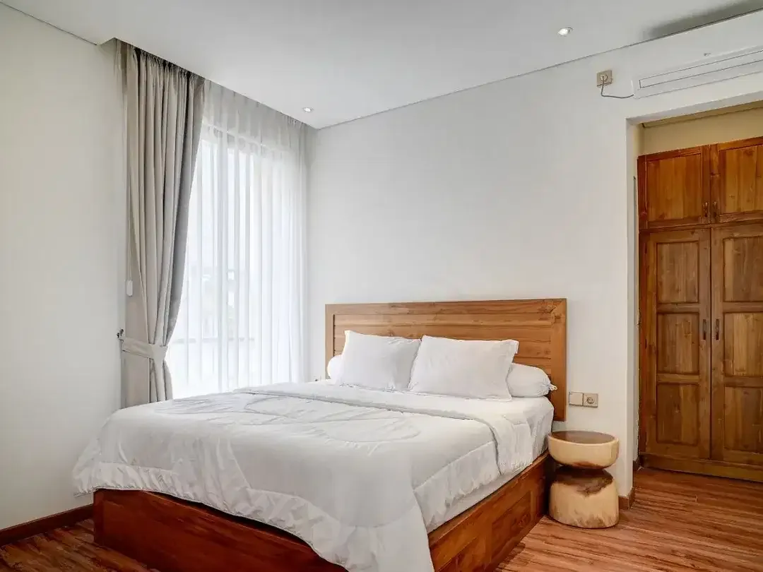 For Sale or Rent:  Exclusive Villa – View Panorama - Image 9 of 10