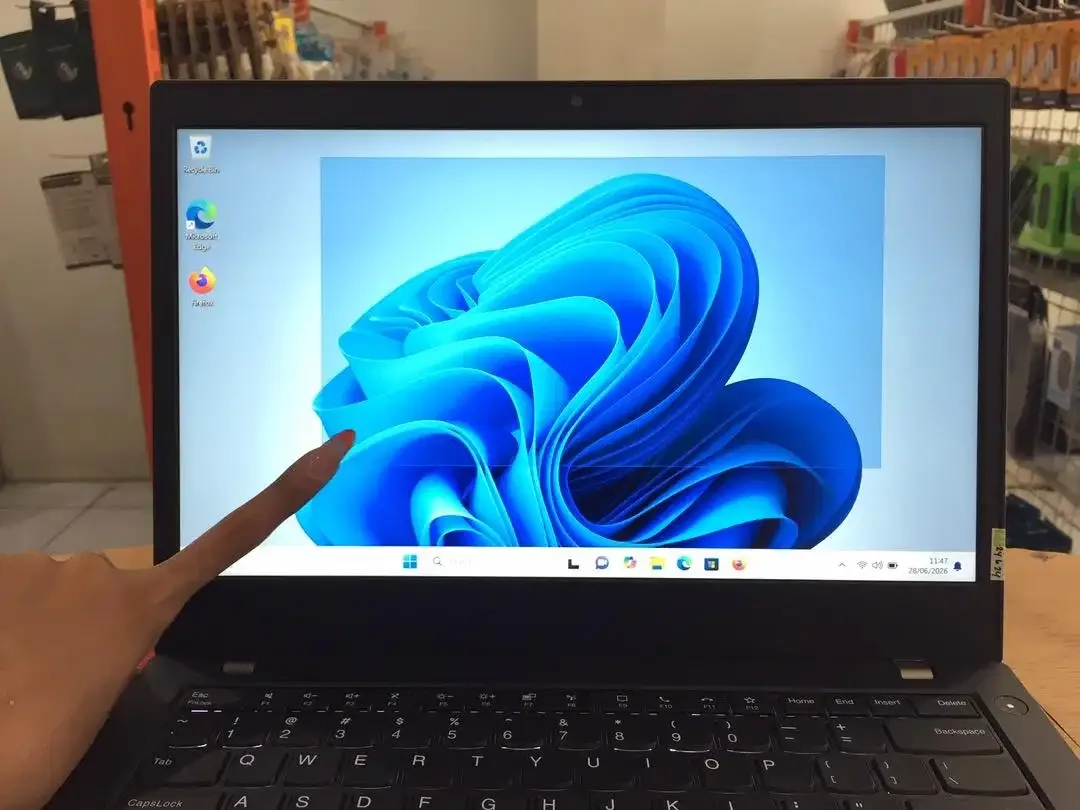 Lenovo ThinkPad L14 Core i7Gen11 Ram 16GB SSD 256GB Touchscren Mulus - Image 2 of 10