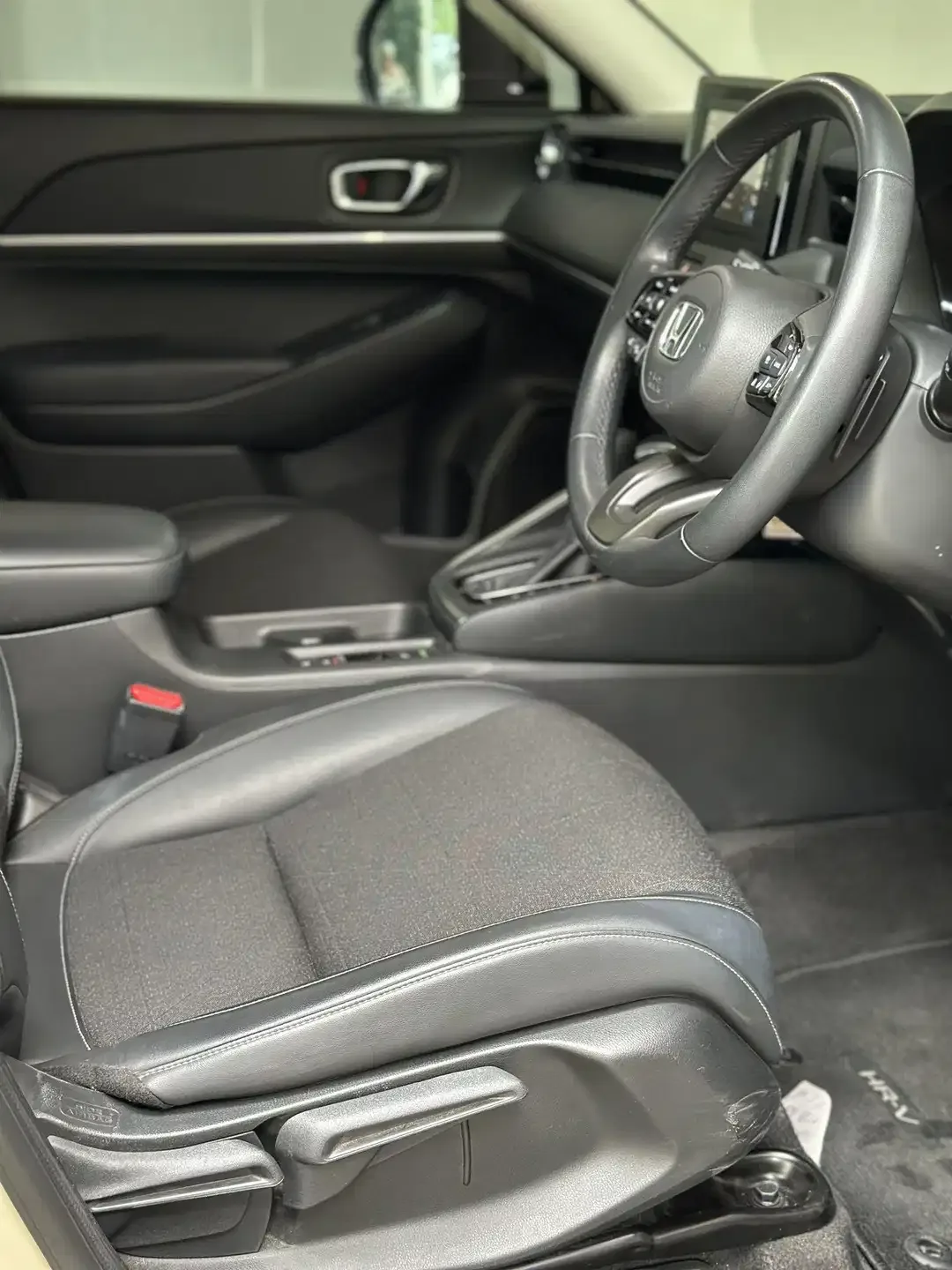 NEW HRV 1.5 E AT Cvt 2025(pmk) ASLI BALI NON SUNROOF - Image 7 of 10