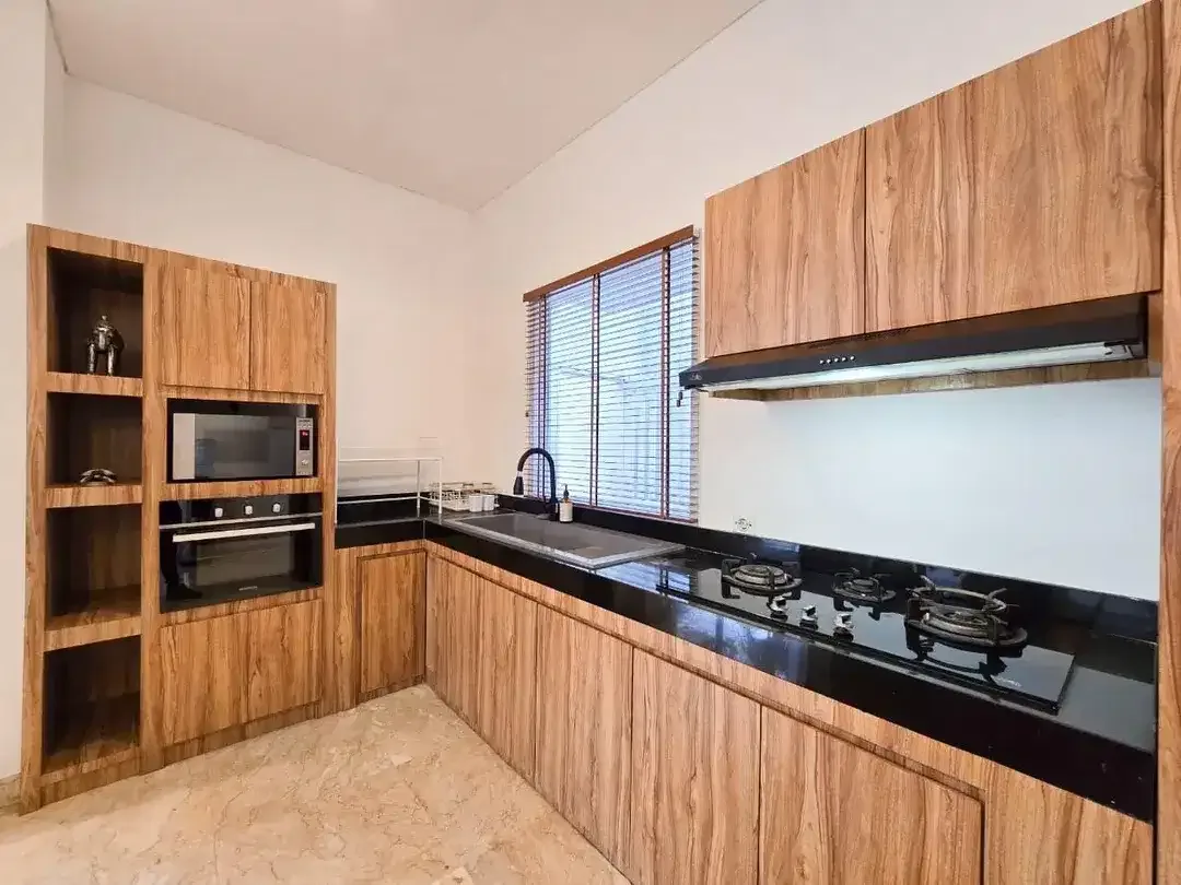 Dijual Villa Premium Berawa Canggu Dekat Pantai - Image 7 of 10
