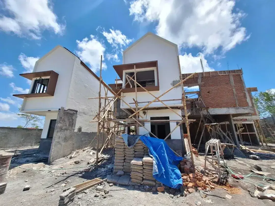 JUAL EXLUSIVE VILLA ONEGATE GATE DI KAWASAN VILLA ELITE SEPERTI THE MIRACLE , MADAWA BALI - Image 2 of 7