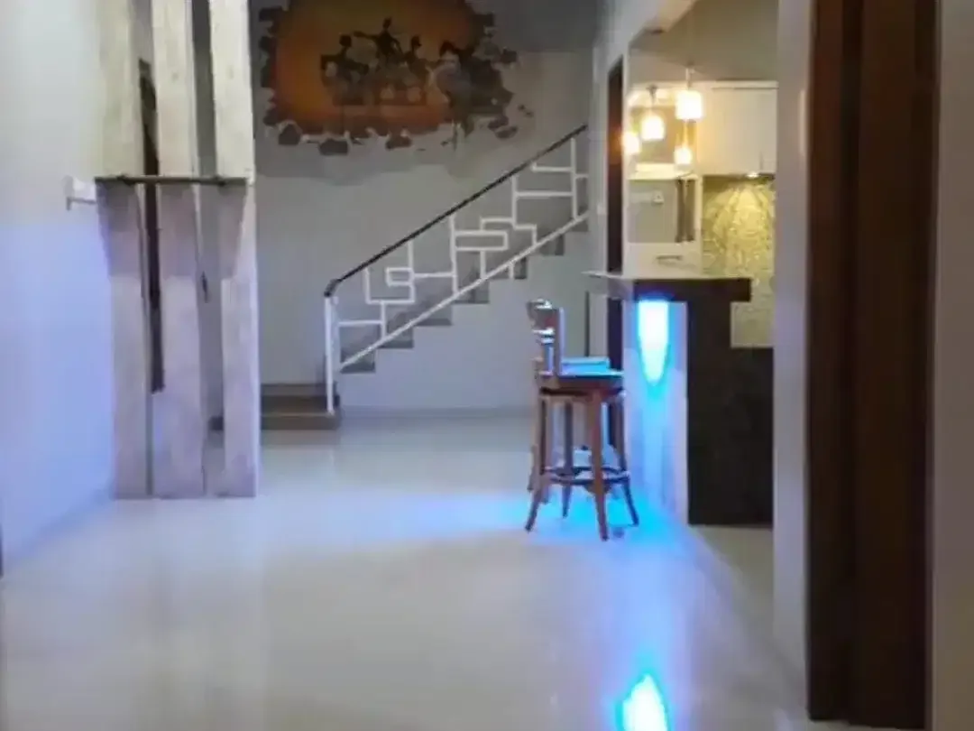 Rumah Impian Modern Minimalis di Tengah Kota - Image 3 of 10