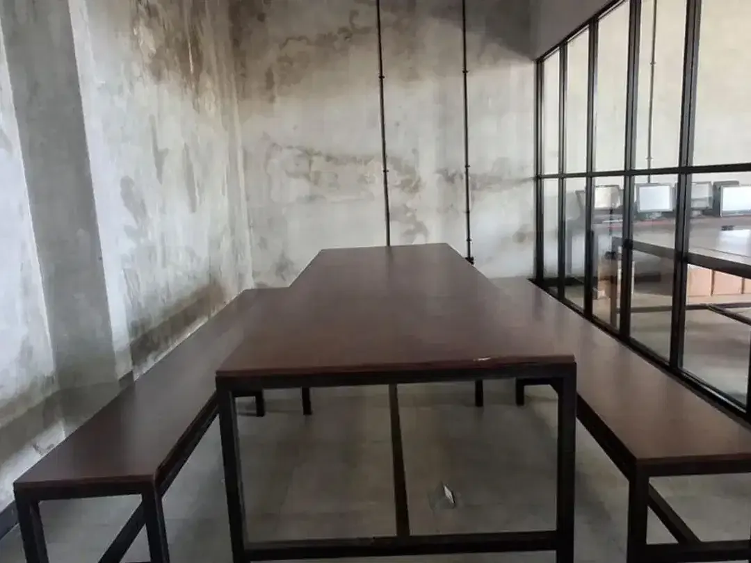 Vila 4 Kamar Tidur + Kantor Dijual, di Seminyak - Image 9 of 9