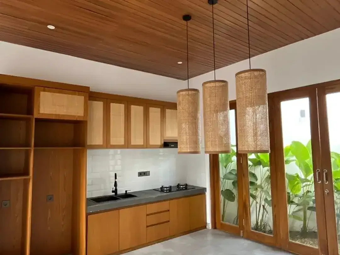 FOR SALE VILLA READY UNIT LOKASI STARTEGIS 3BR PRIVAT POOL CANGGU - Image 3 of 9