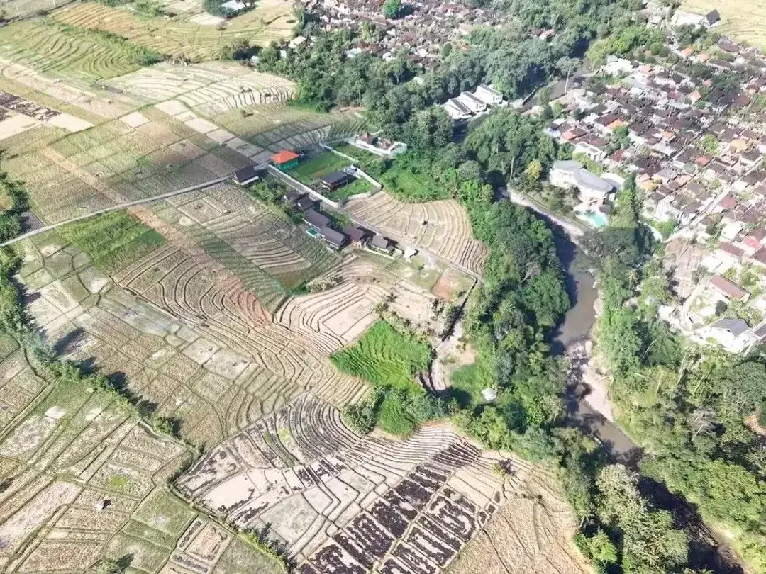 Rare riverside land in the peaceful and rapidly growing area of Kaba Kaba - Image 4 of 10