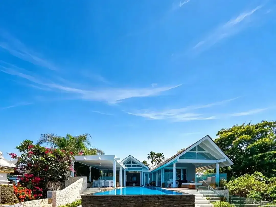 Villa Mewah Di Tebing Pantai Karma Kandara Ungasan Bali - Image 6 of 10
