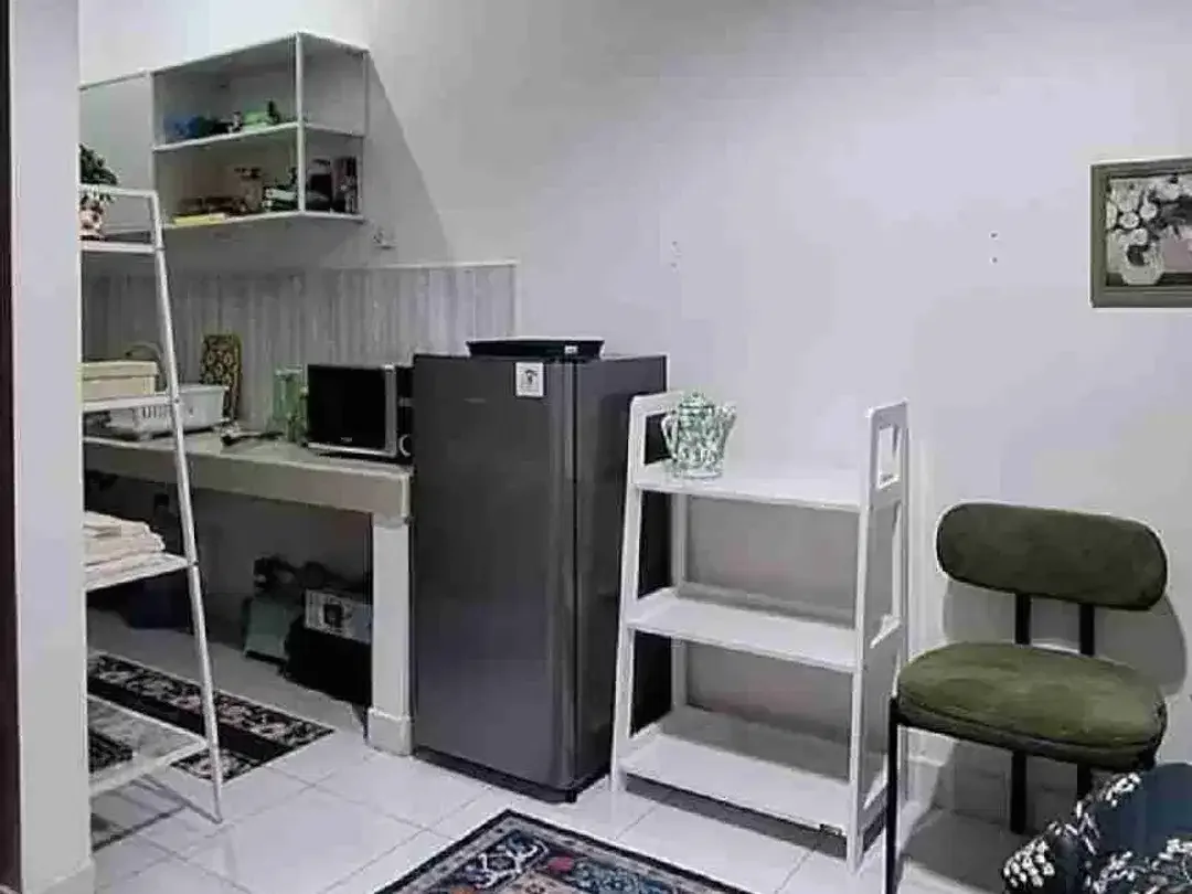 1 BEDROOMX FLAT WITH PRIVATE GATE AND KITCHEN IN JL TAMAN SARI KEROBOKAN - Image 5 of 10