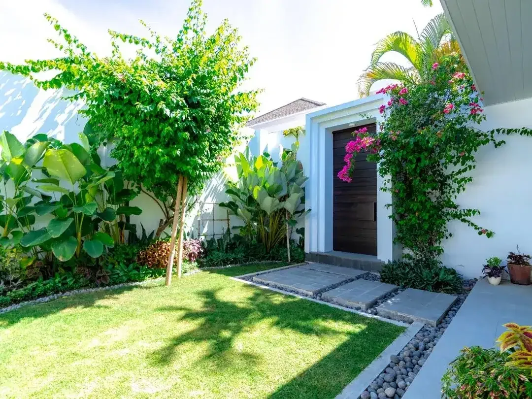 Dijual villa dengan view sawah di pantai brawa canggu - Image 2 of 10