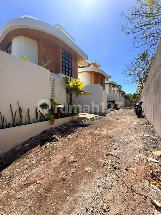 3-Bedroom Villa In Balangan With A Rooftop Terrace - Image 2 of 4
