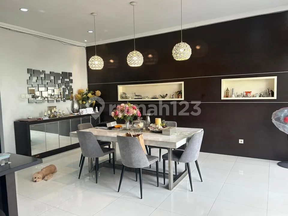 Hot Prospek, Dijual Cepat Ruko + Tempat Tinggal Furnished Lokasi Main Road Teuku Umar Barat Dekat Seminyak dan Kerobokan - Image 4 of 4