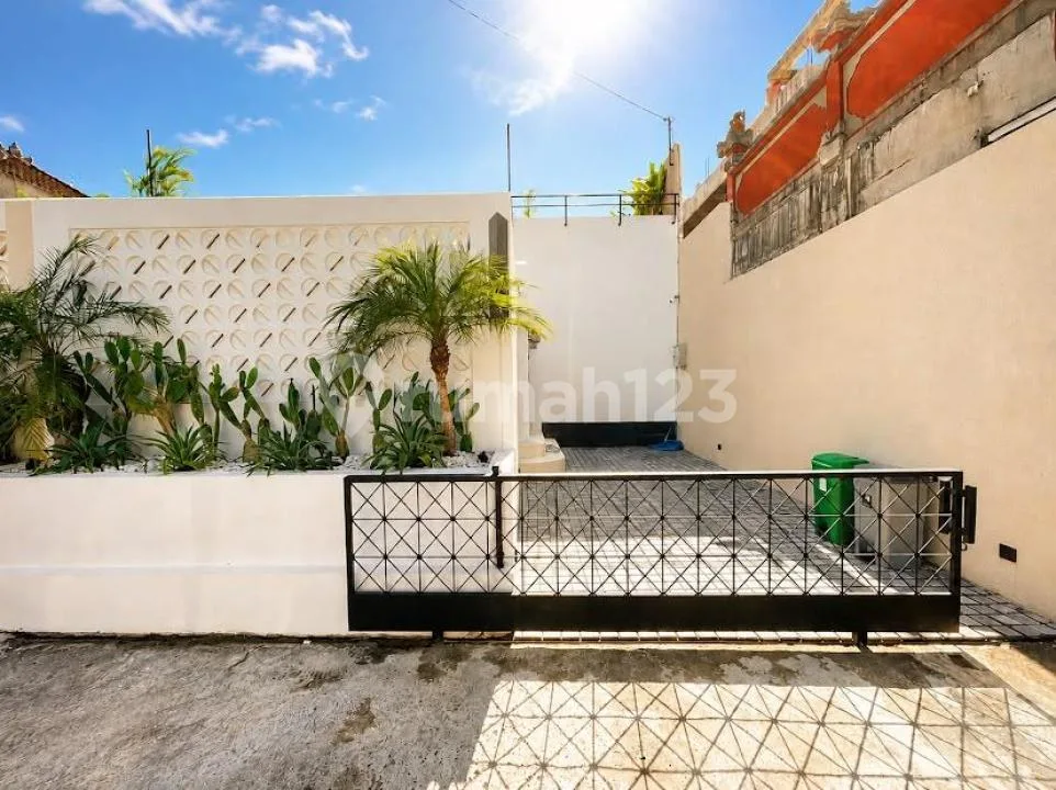 Villa 3 Kamar Full Furnished Dekat Finns Beach Club - Image 2 of 4