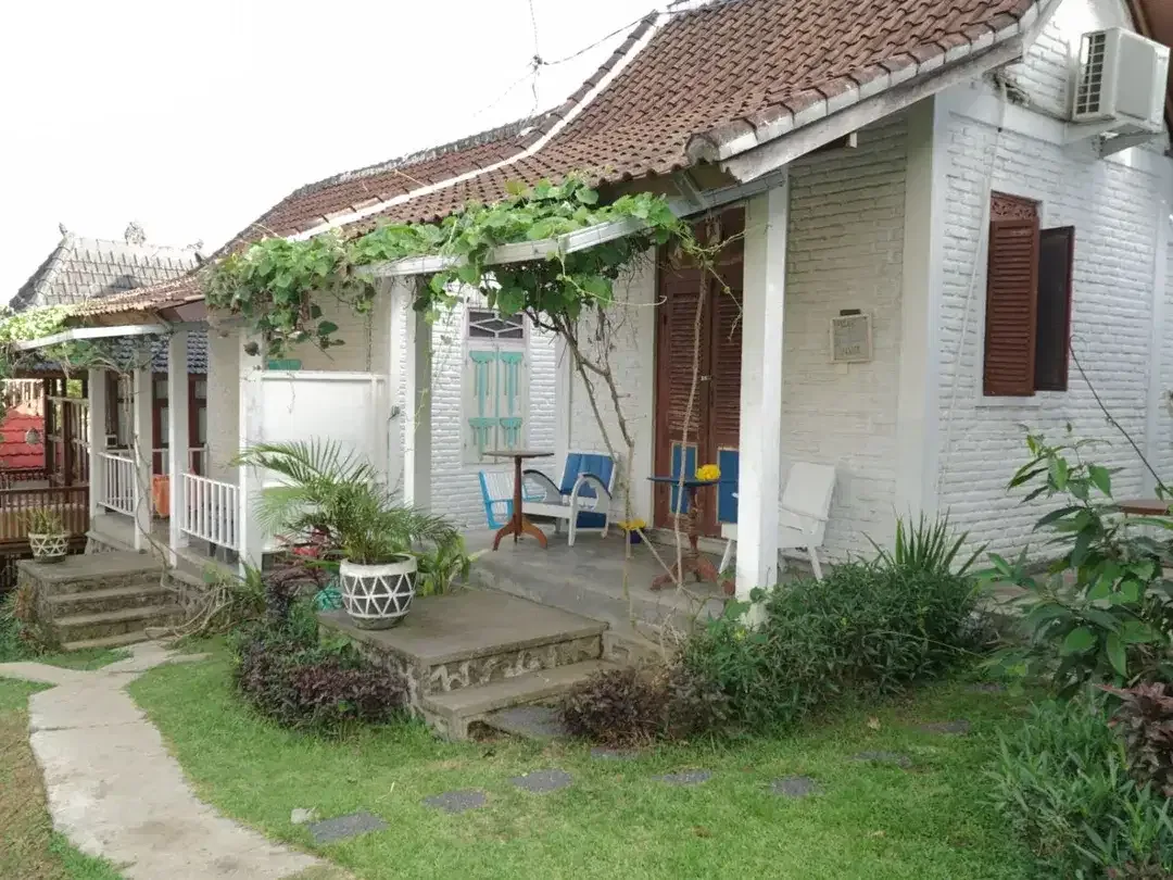 Leasehold - Tropical Oasis in Batu Mejan - 9 Bungalows with Pool & Garden, Canggu, Bali - Image 2 of 10