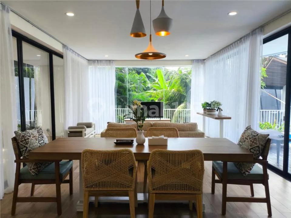 Exclusive 2Br Villa In Nusadua Resort Living Lagoon Pool Access - Image 3 of 4