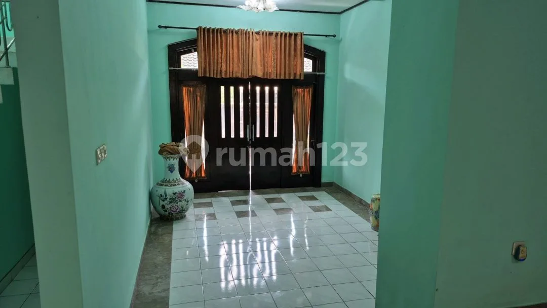 Disewakan Rumah 2 Lantai Baru Renovasi Denpasar Selatan - Image 4 of 4