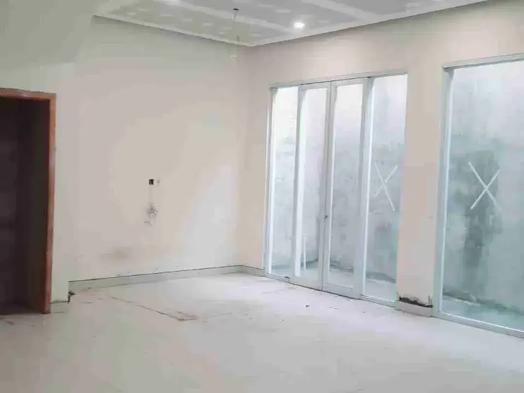 DIJUAL RUMAH DI DENPASAR TIMUR - Image 3 of 7