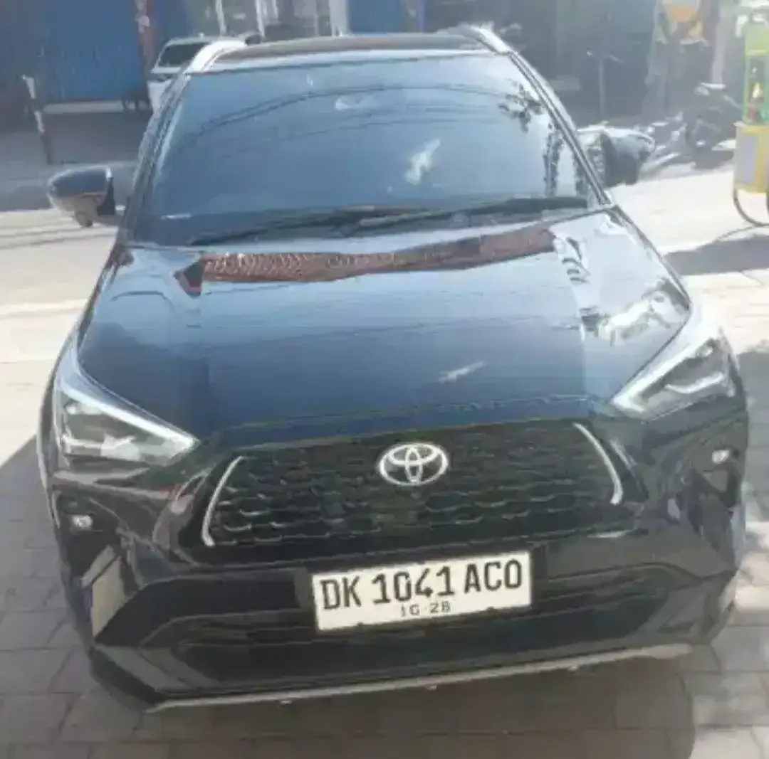 Toyota Yaris Cross GR Hybrid 2023 KM 18rb Pribadi TERAWAT - Image 3 of 8