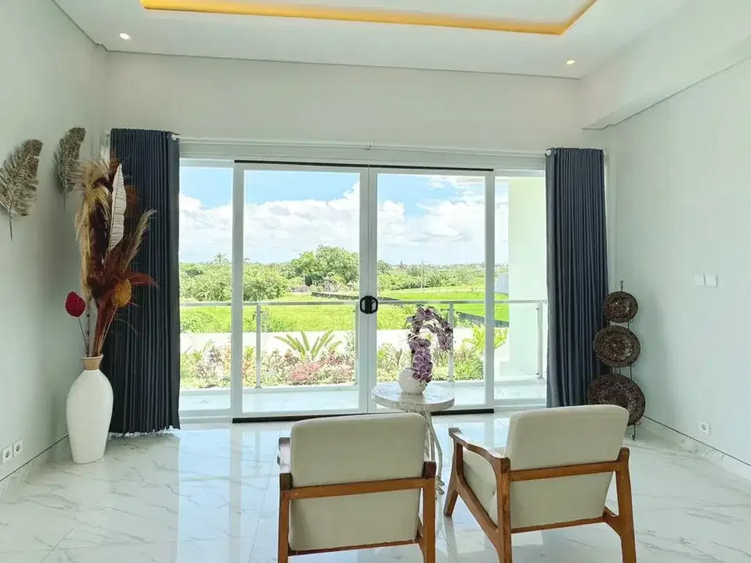 Leasehold - Luxury villa with breathtaking views of majestic mountains - Image 10 of 10