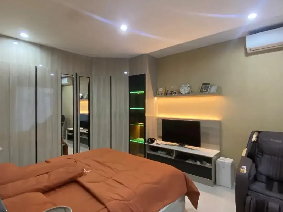 Dijual Rumah 2 lantai Fully Furnished Siap Huni di Renon - Image 7 of 10