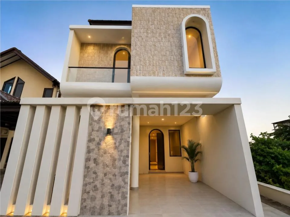Rumah Baru Modern 3 Kamar Dekat ke Pantai Sanur - Image 2 of 4