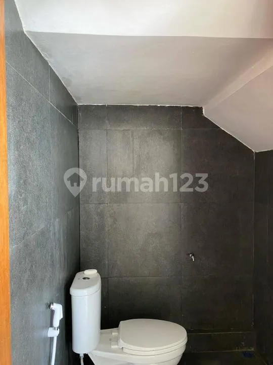 Villa Bangunan Baru Lengkap Lokasi Strategis di Canggu - Image 4 of 4