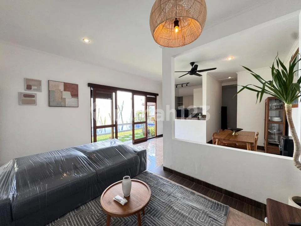Brand New Villa Central Berawa, Tibubeneng. Fully Furnished - Image 4 of 4