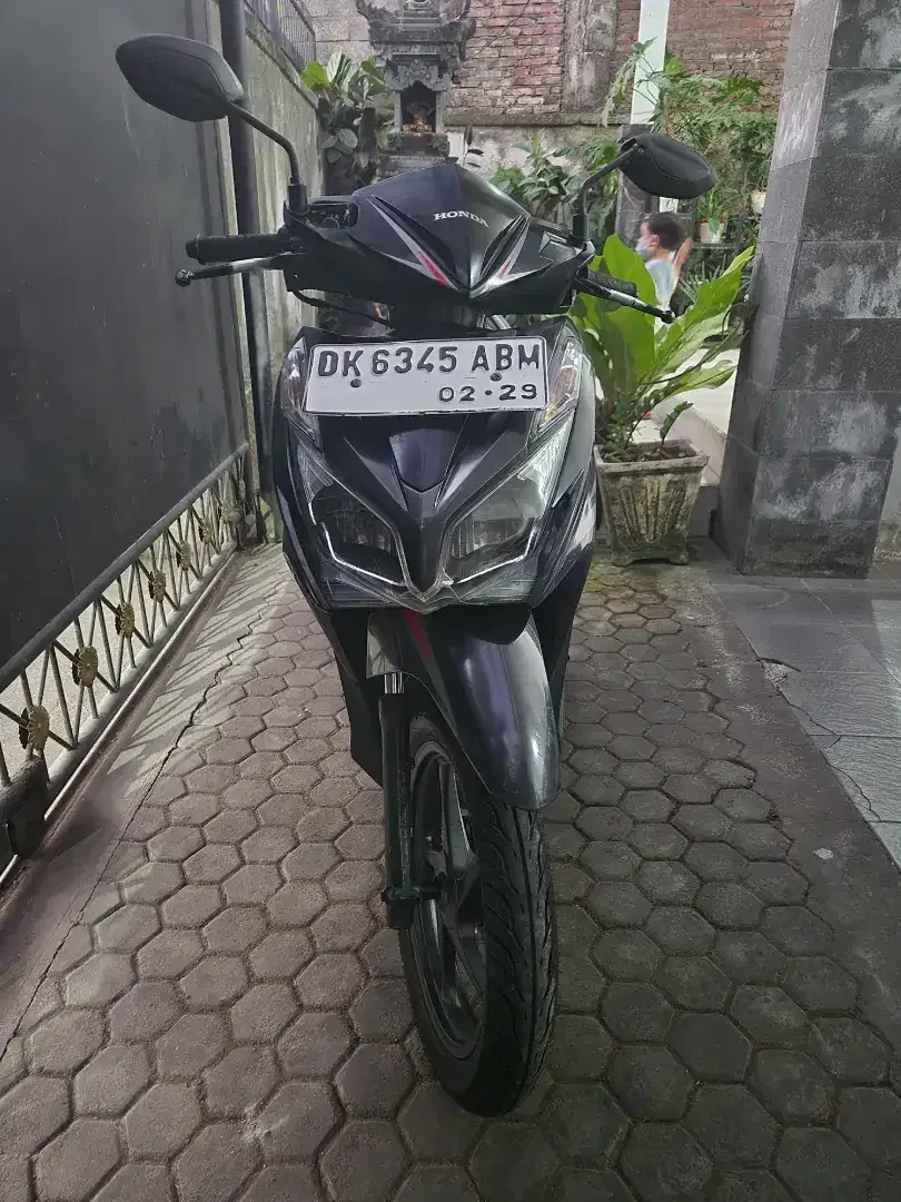Honda Vario 125 tahun 2014 - Image 2 of 4