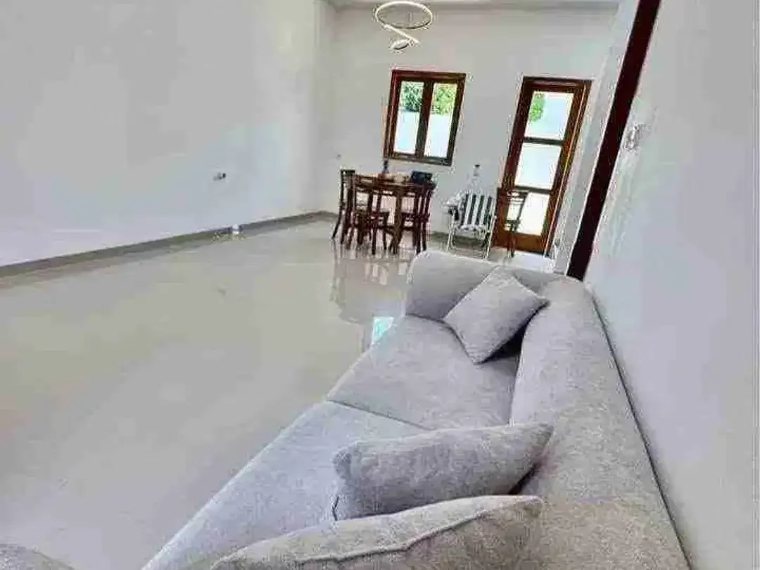 Jual Rumah 2lt Modern Lokasi Jl Kampial Nusa Dua Bali area Hunian Investasi & Strategis.1 - Image 5 of 9