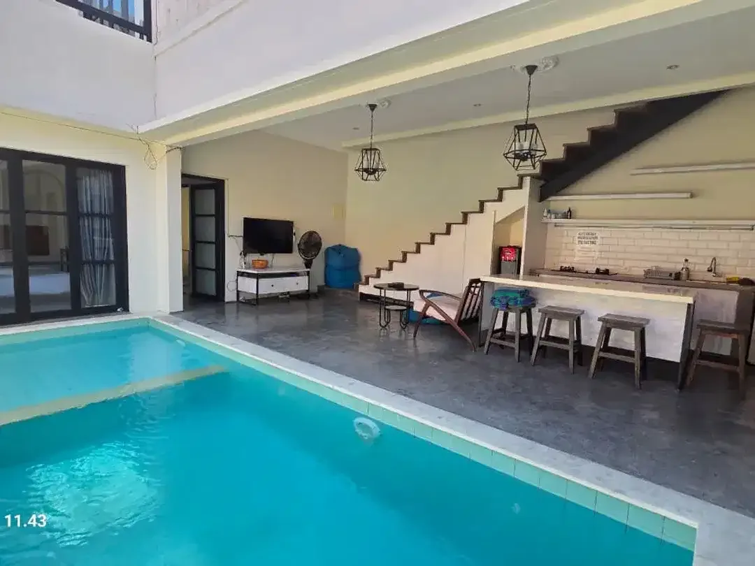 MINIMALIST MODERN VILLA AT CANGGU ONLY 5 MIN TO BEACH FOR LEASE - Image 1 of 10