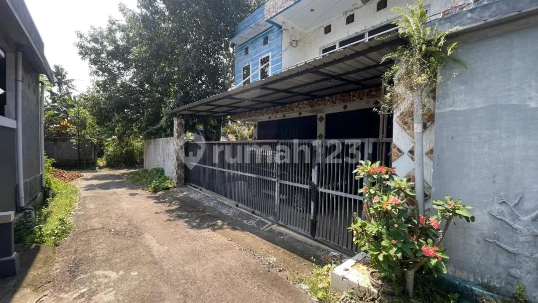 Dijual Cepatrumah & Kios Terletak Di Desa Banjarangkan, Kec. Banjarangkan, Kab. Klungkung, Prov. Balispesifikasi : Lt 340 MÂ²lb 230 MÂ²dimensi Tanah Lebar Depan 8,5 Meter X Panjang 35 Meterlegalitas - Image 3 of 4