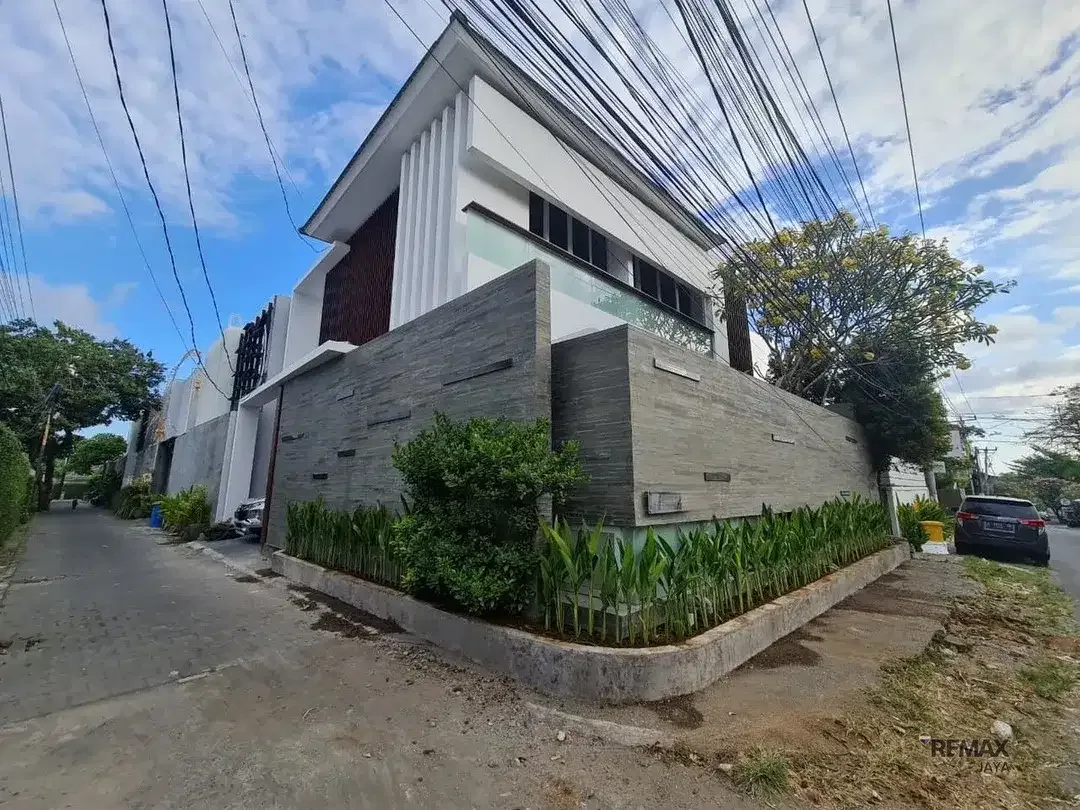 Villa Cantik 4 Kamar Tidur Disewakan, di Umalas, Kuta Utara Area - Image 3 of 10