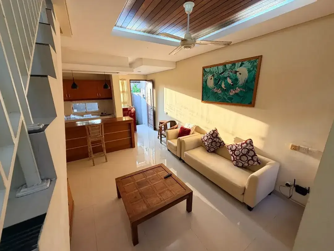 DISEWAKAN RUMAH 2 LANTAI 1BR – RENON, DENPASAR - MONTHLY/YEARLY - Image 7 of 10