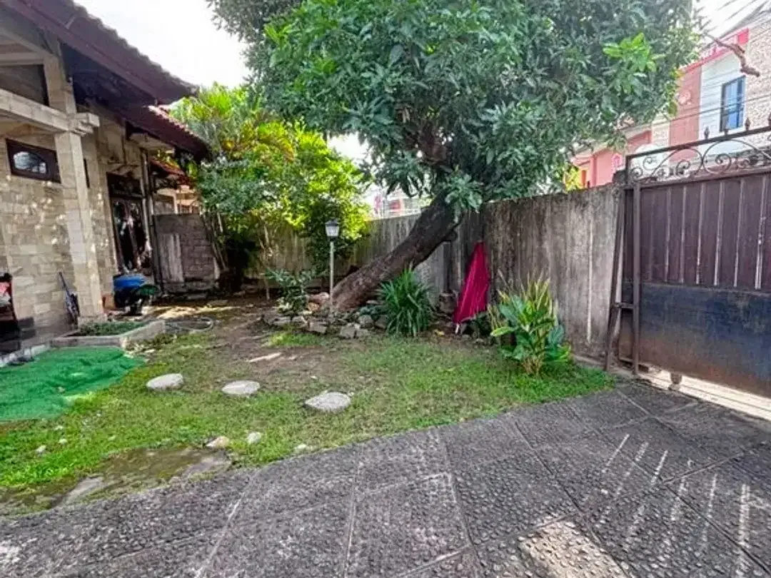 Rumah Siap Huni 6 Kamar Tidur Dijual di Pusat Kota Denpasar Selatan - Image 6 of 10