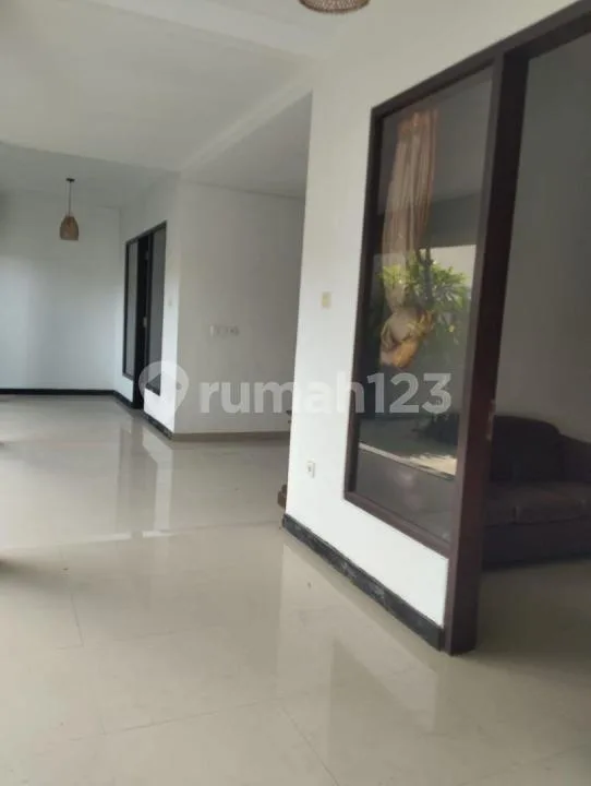 Rumah Lantai Satu Berada di Lingkungan Nyaman Sanur - Image 4 of 4