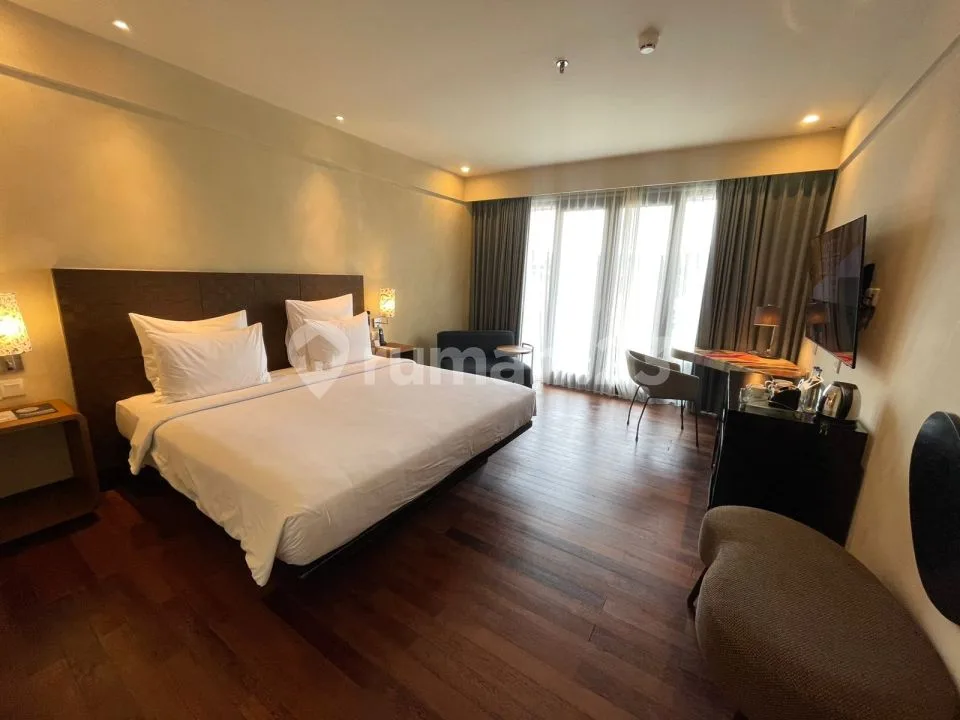 Condotel Pullman Selangkah Dari Pantai Kuta Bali Selalu Penuh - Image 1 of 4