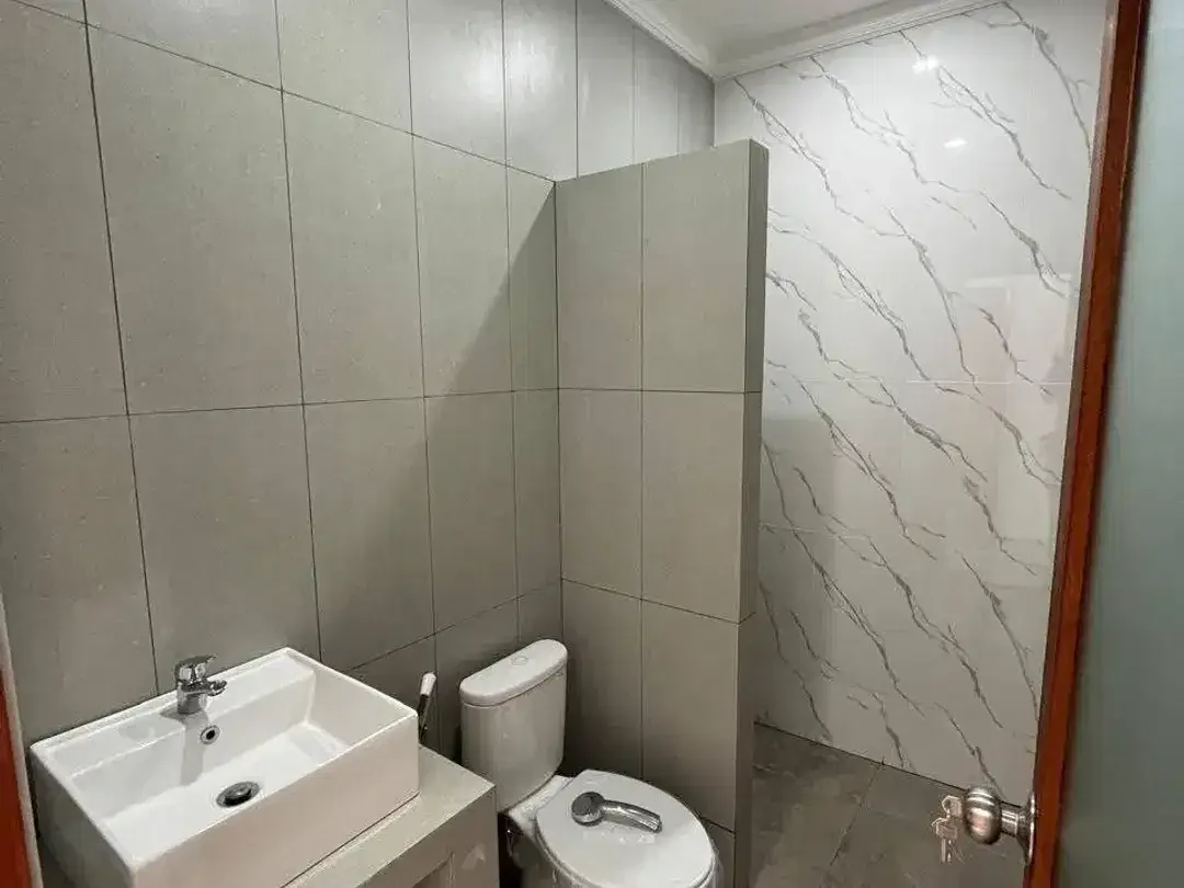 DIJUAL - RUMAH DENGAN PRIVATE POOL DI SANUR - Image 6 of 10