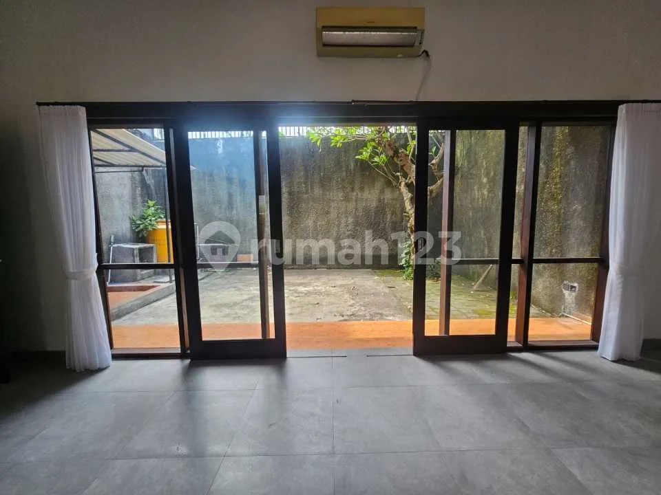 Residential House In Tukad Balian Renon Denpasar - Image 3 of 4