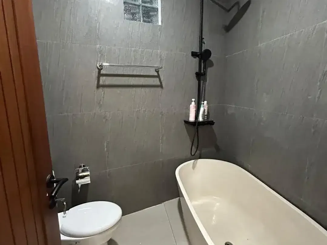 Brand New House for Rent One Gate System in Goa Gong, Jimbaran. - Image 3 of 10