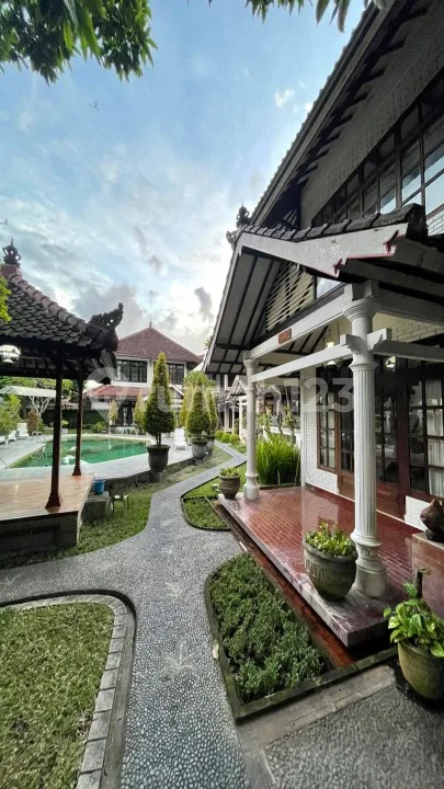 Dijual Rumah Idaman keluarga Lokasi srategis berada di Pusat Kota Dekat ke Pantai Sanur dan Lapangan Renon - Image 1 of 4