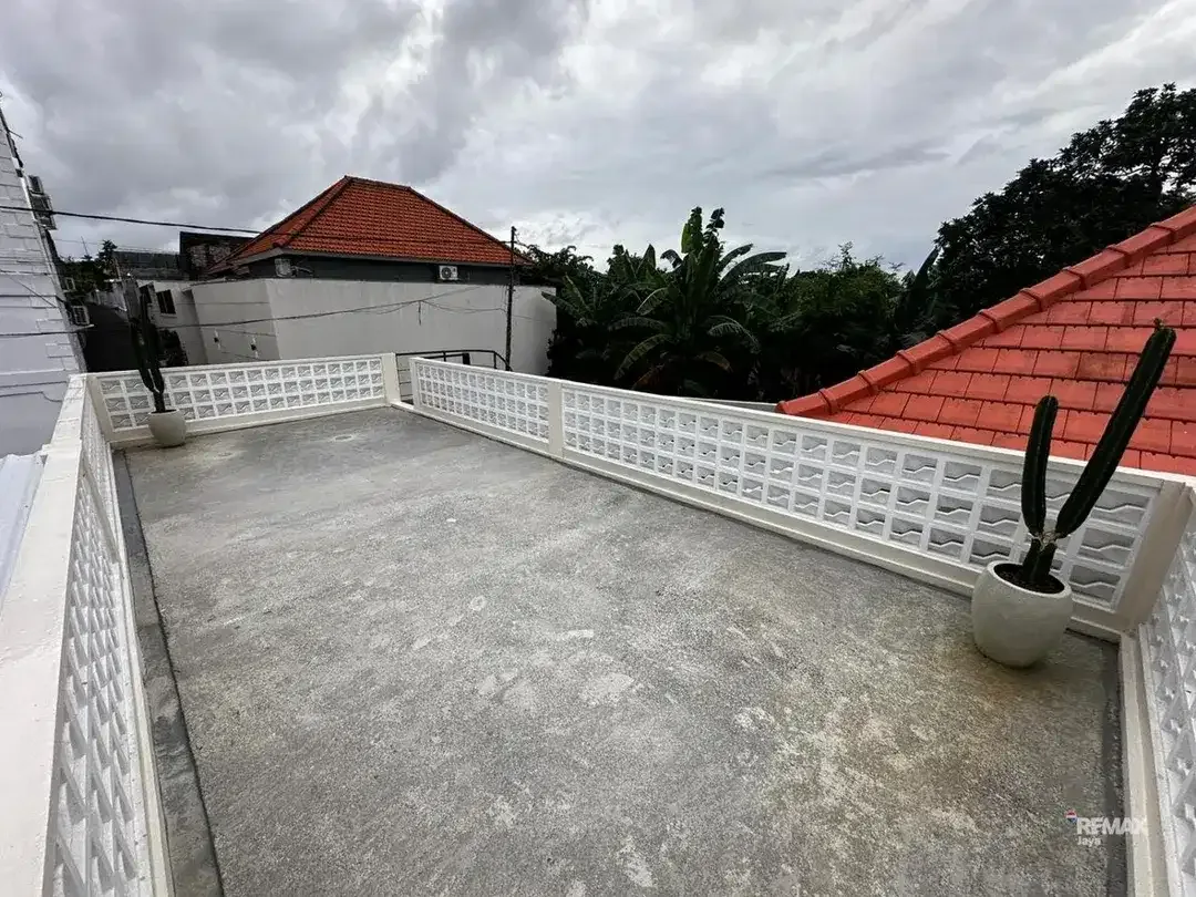 Villa Premium diSewakan – Kerobokan, Bali. - Image 4 of 10