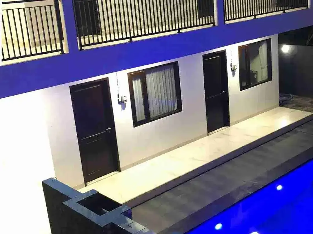 Dijual rumah 2 lantai dan kost an 3 lantai 9 kamar lokasi strategis di Jimbaran kuta bali - Image 2 of 6