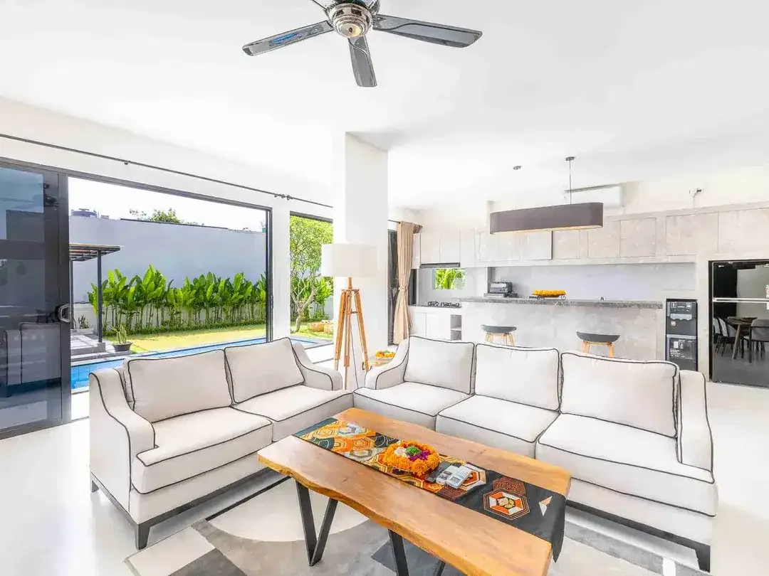 Brand new renovated 3 bedrooms villa dea interior  tumbak bayuh for rent and sale - Image 10 of 10