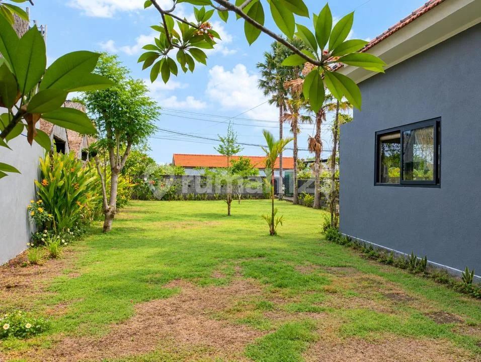 Tanah Bonus Bangunan Rumah Minimalis Jalan Utama Pantai Pererenan - Image 2 of 4