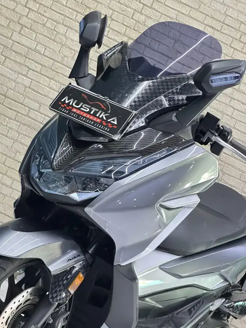 MATIC MEWAH‼️ Honda Forza 250 ABS 2018 Silver TERMURAH Mustika malang - Image 7 of 10