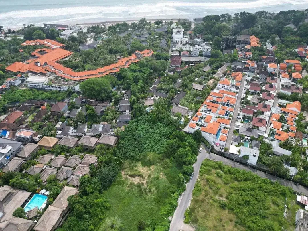 PRIME LAND IN SEMINYAK - Image 1 of 10