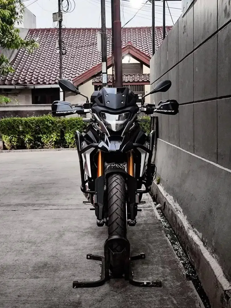 BMW G 310 GS tahun 2025 Very Low Odo Mulus TT FP Black FULL PAPER - Image 5 of 10