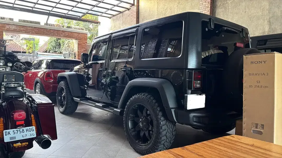 Jeep Wrangler JK Renegade 2012 - Image 2 of 7