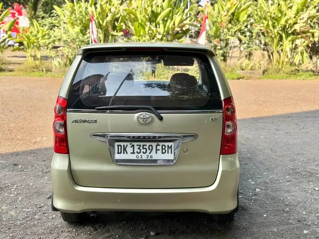 AVANZA 2004 DP 10JT - Image 2 of 8
