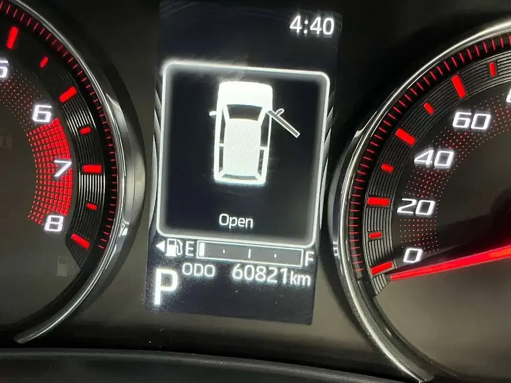 Daihatsu Xenia 2022 Bensin - Image 7 of 10